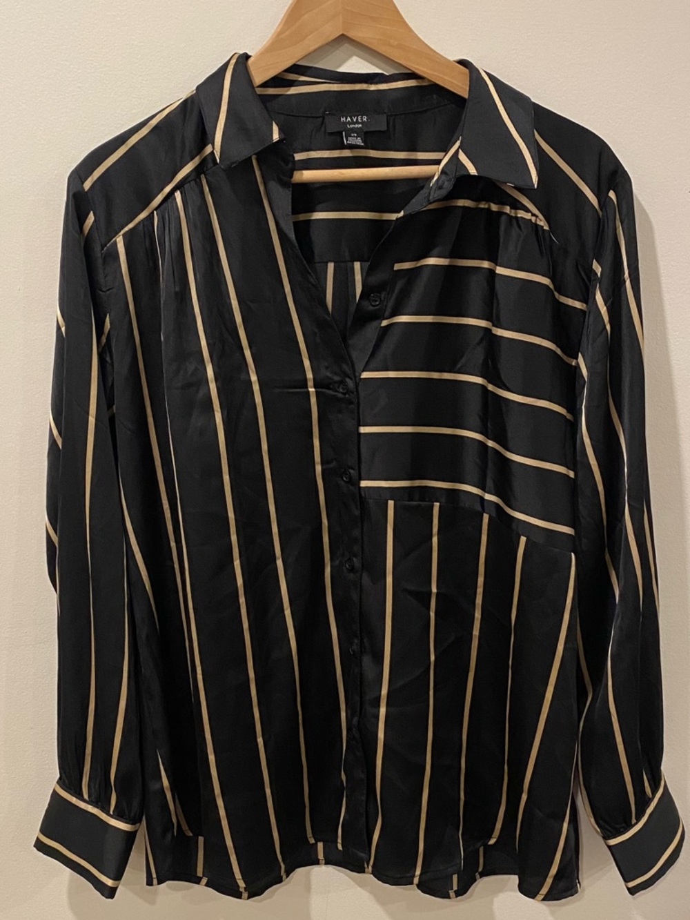 Satin blouse black with cream stripes